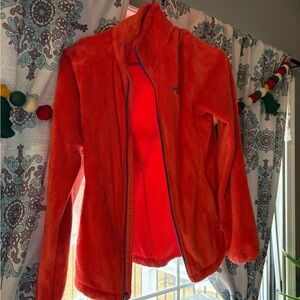 Women’s (s) north face osito jacket - orange. Barely used